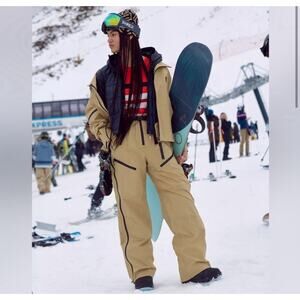 NEW W Tags Free People ZEPHYR SKI PANTS XS SNOW SUIT BIBS TAN BLACK WINTER SHELL